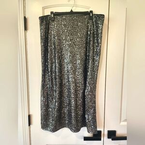 H & M sequin Skirt. Size xl